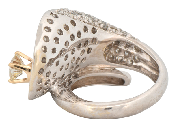 14K White Gold Flower Ring
