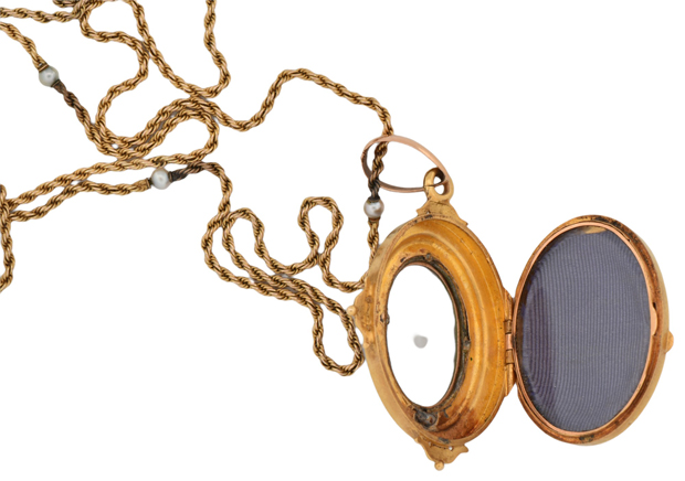 14K Yellow Gold Fairy Locket