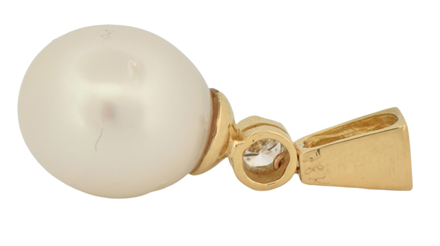 18K Yellow Gold Freshwater Pearl Pendant