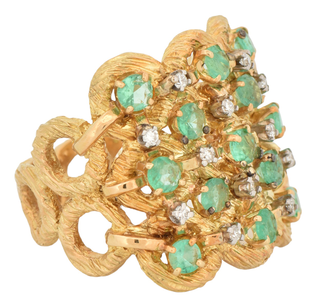 18K Yellow Gold Emerald Ring