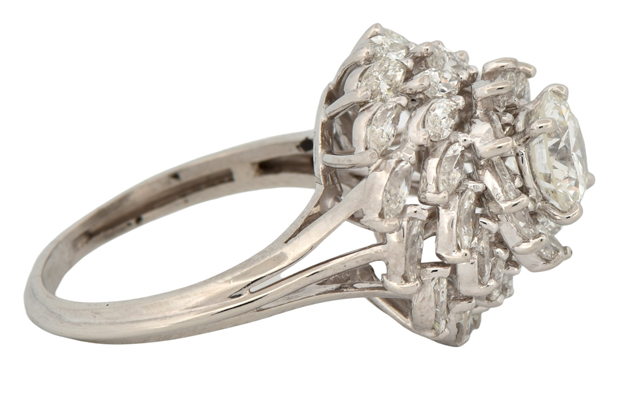 Platinum Diamond Ring with a 1.09 Carat Round Brilliant Diamond, GIA #2221575718