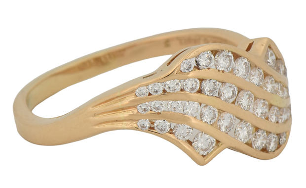 18K Yellow Gold Diamond Ring      