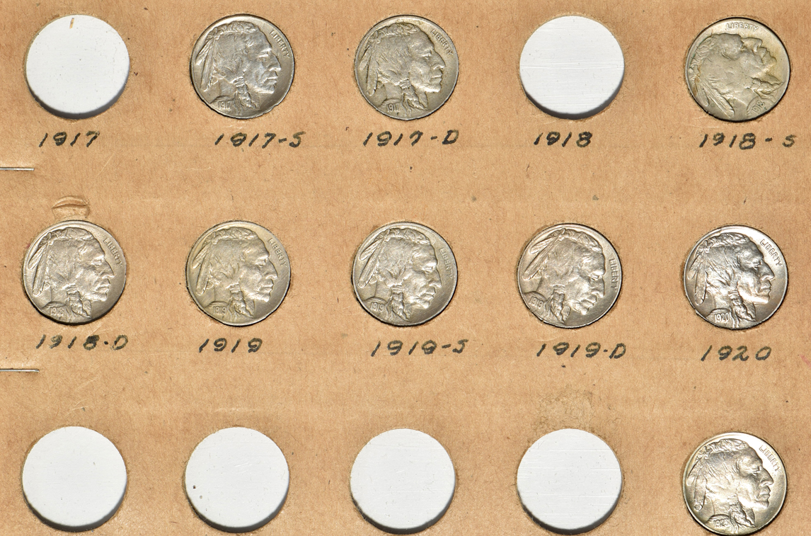 Group of 35 different buffalo nickels and 95 different Jefferson nickels in a Wayte Raymond album