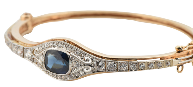 14K Yellow Gold Bangle 