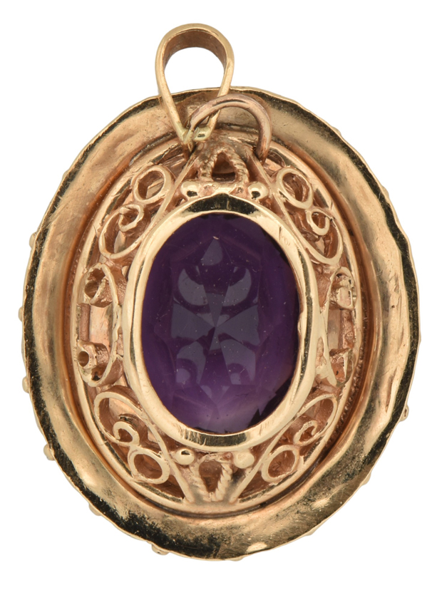 18K Yellow Gold Amethyst Pendant