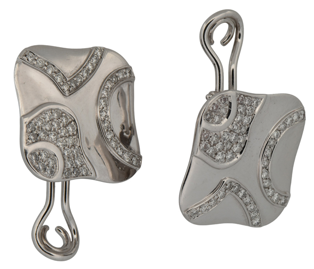 18K White Gold Diamond Earrings