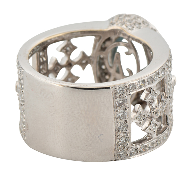 18K White Gold Aquamarine Ring