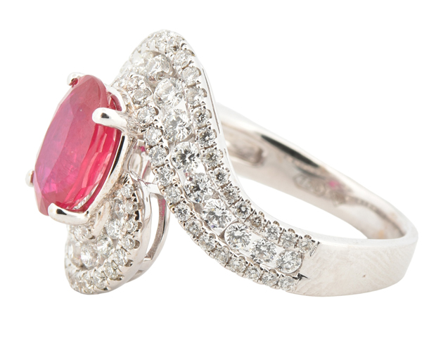 18K White Gold Ring with a 2.47 Carat Ruby, SGL #230722M-SJ