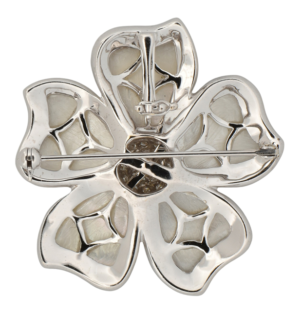 18K White Gold Mother of Pearl Pin/Pendant