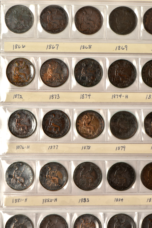 Great Britain - Collection of 257 different Great Britain coins in a Coinmaster album 