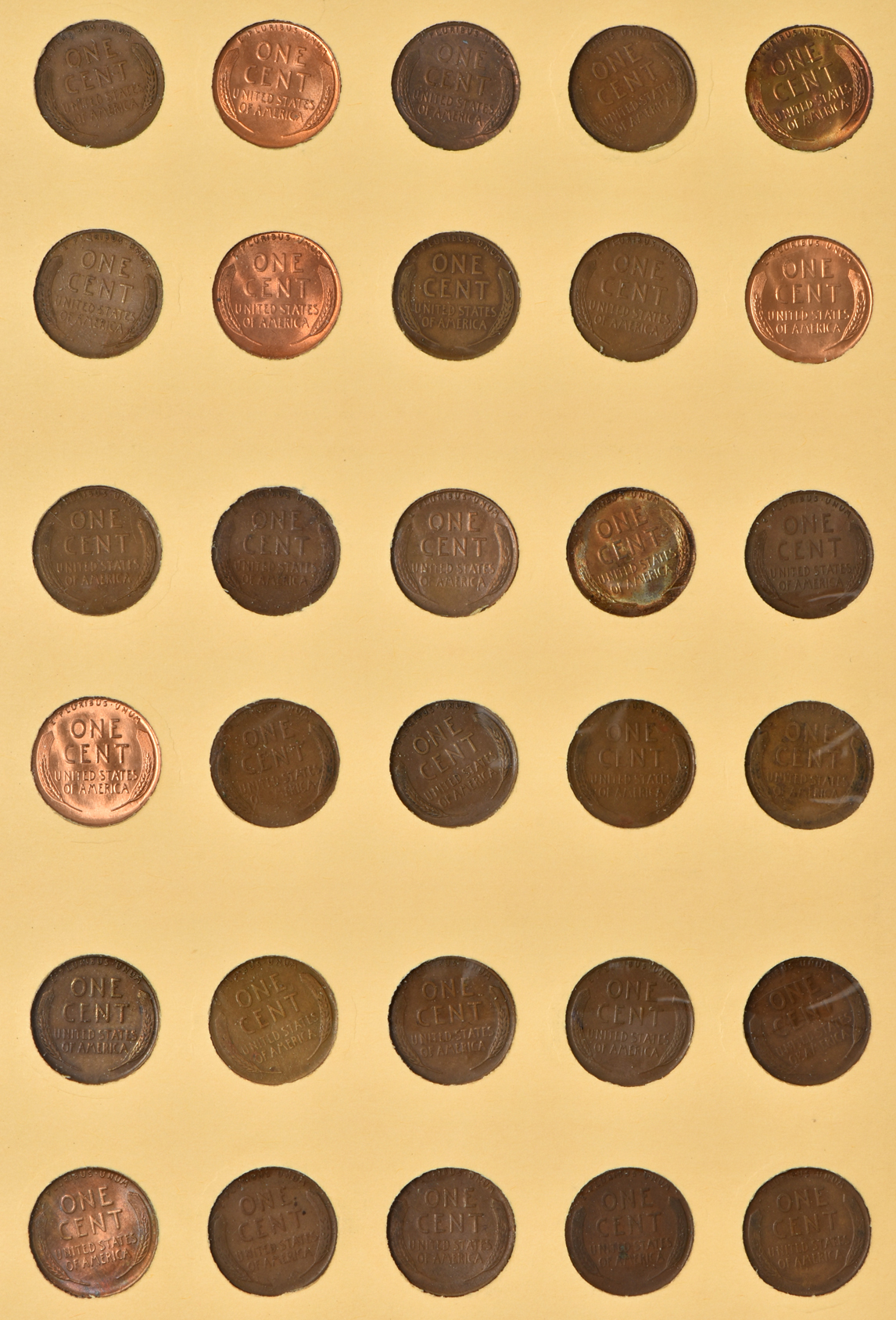 Collection of Lincolon cents is two Library of Coins albums