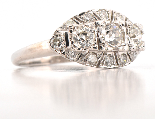 14K White Gold Diamond Ring 