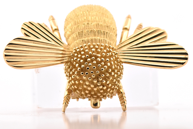 18K Yellow Gold Turi Bee Pin