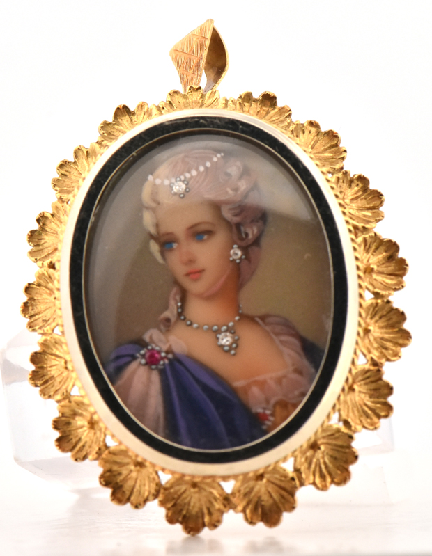 18K Yellow Gold Vintage Pin