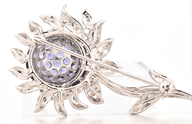 14K White Gold Flower Pin