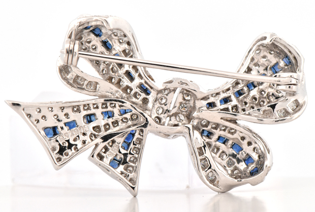 18K White Gold Diamond and Sapphire Pin