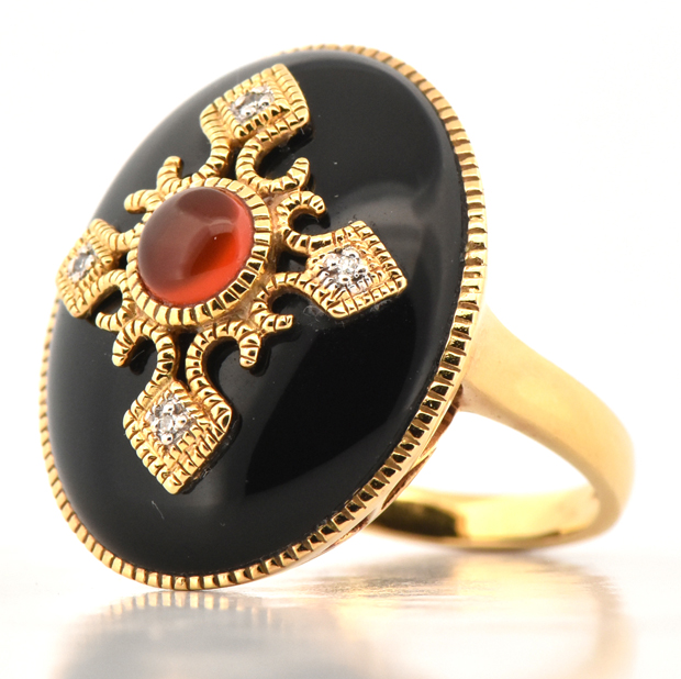 18K Yellow Gold Onyx Ring