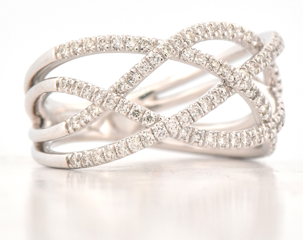 14K White Gold Diamond Ring