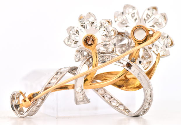 18K and Platinum Diamond Pin 