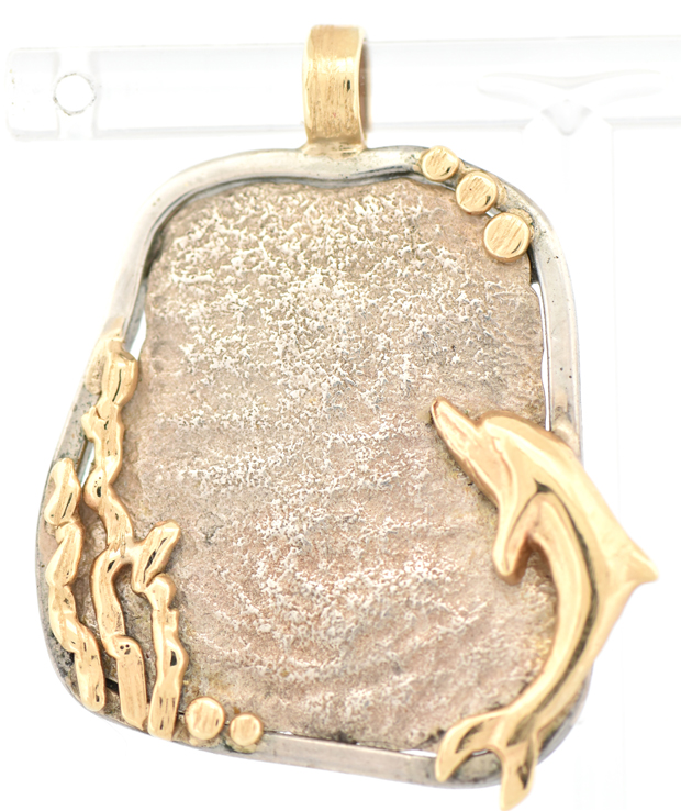 Santa Margarita 8 Reale Pendant 