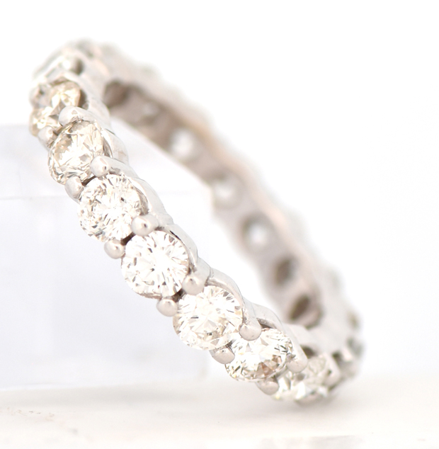 18K White Gold Diamond Eternity Band