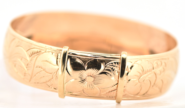 14K Yellow Gold Bangle