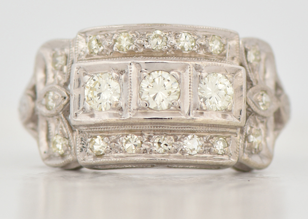14K White Gold Diamond Ring 