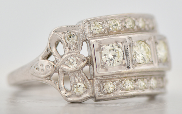 14K White Gold Diamond Ring 
