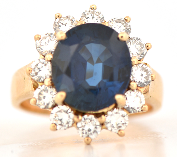18K Diamond and Sapphire Ring