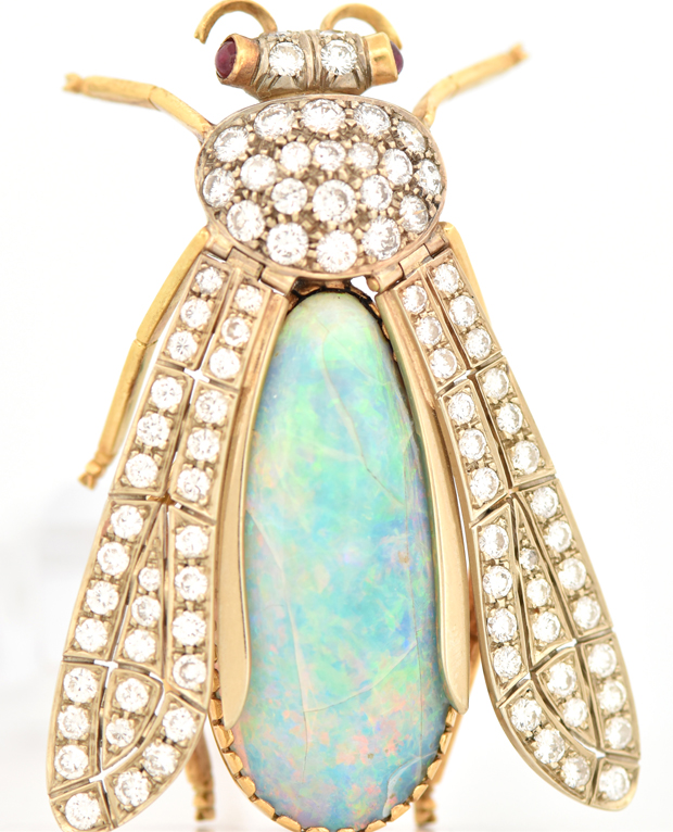 18K Yellow Gold Opal Bee Pin