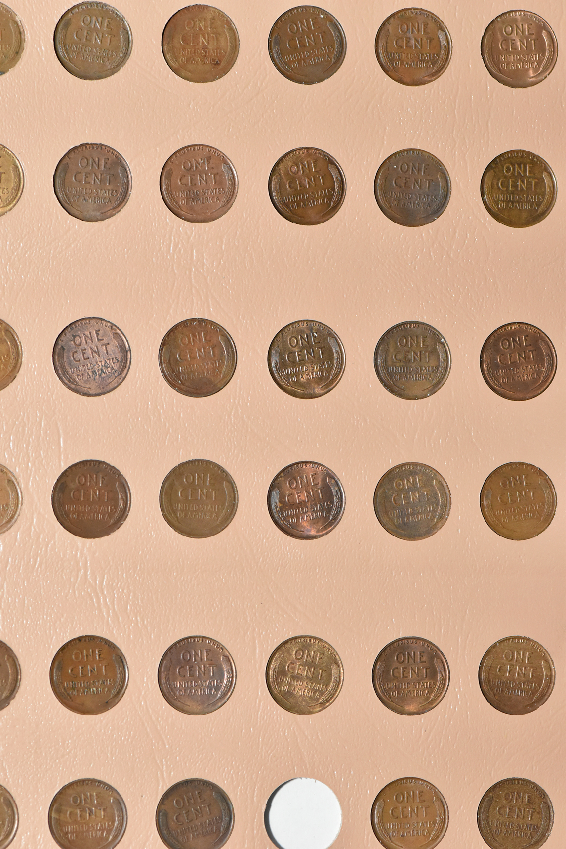 Collection of Lincoln cents in two Dansco albums