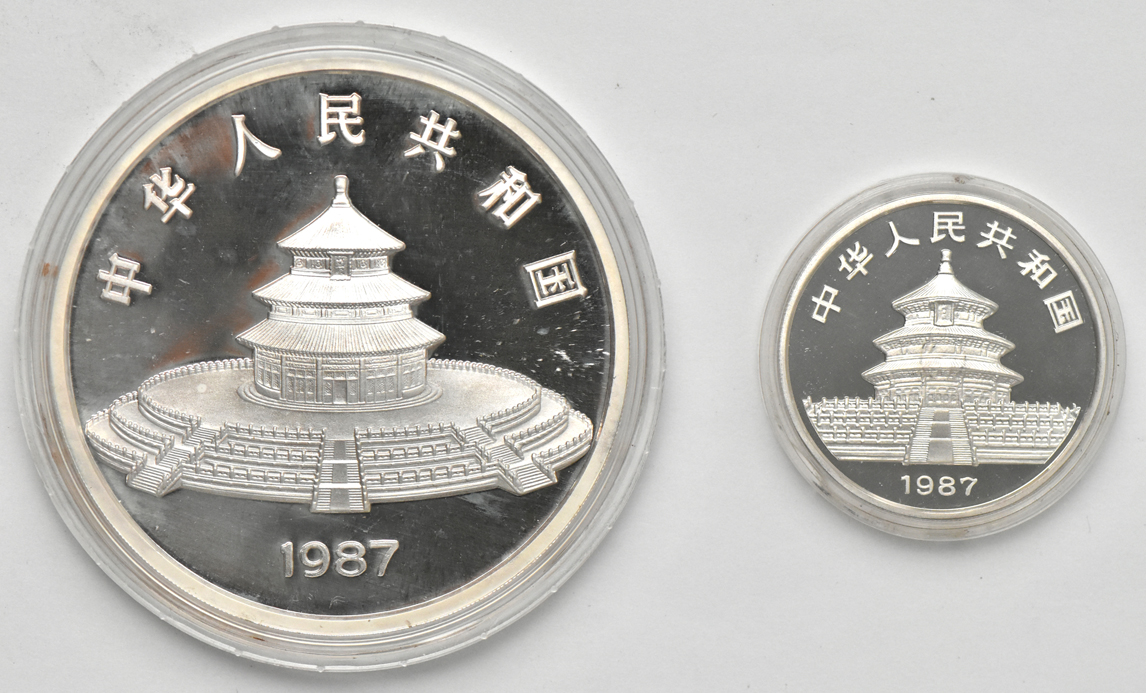 China - 1987 5oz silver Panda 50 yuan, and a 1987 1oz silver Panda 10 yuan with certificate and wooden box.