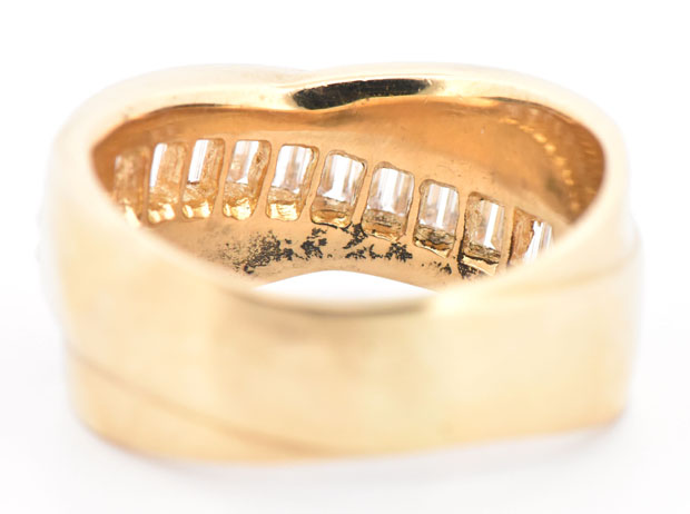 18K Yellow Gold Diamond Band