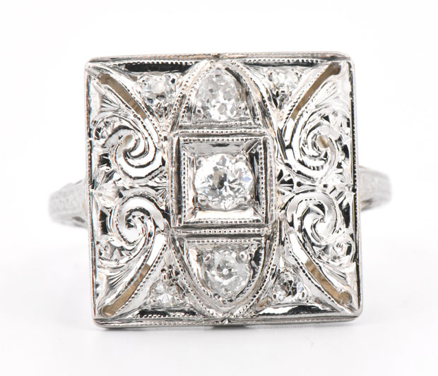 14K White Gold Diamond Ring 