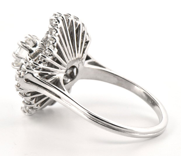 14K White Gold Diamond Ring