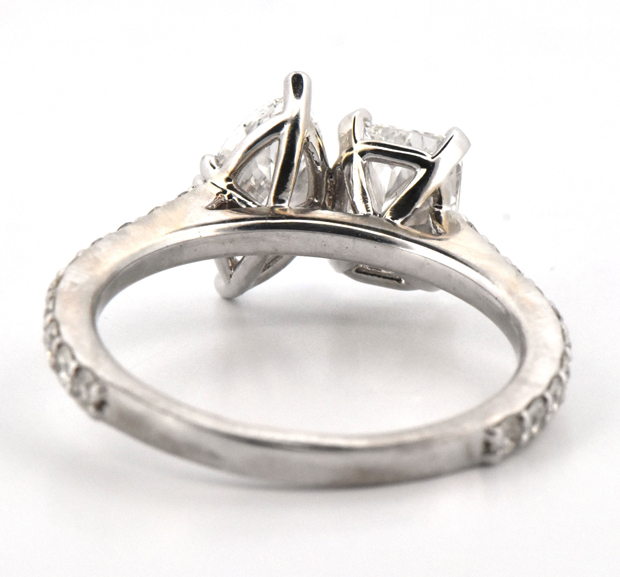 18K White Gold Diamond Ring