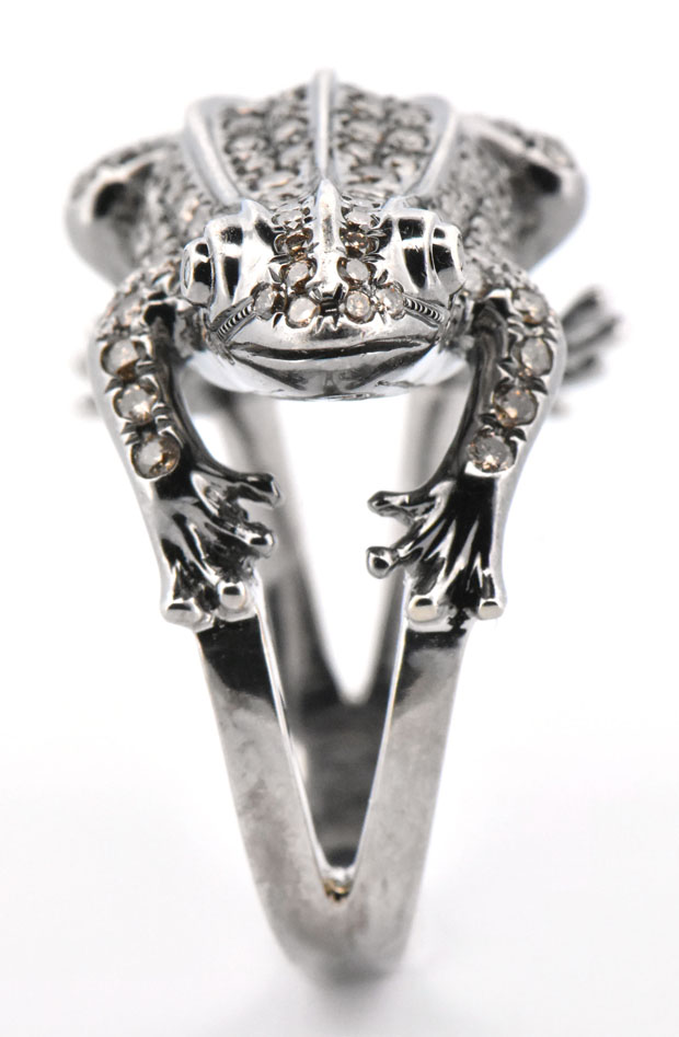 14K White Gold Frog Ring 