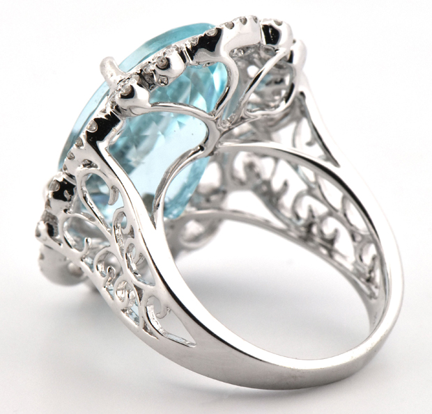 18K White Gold Ring with a 12.30 Carat Aquamarine, GIA #2235894665