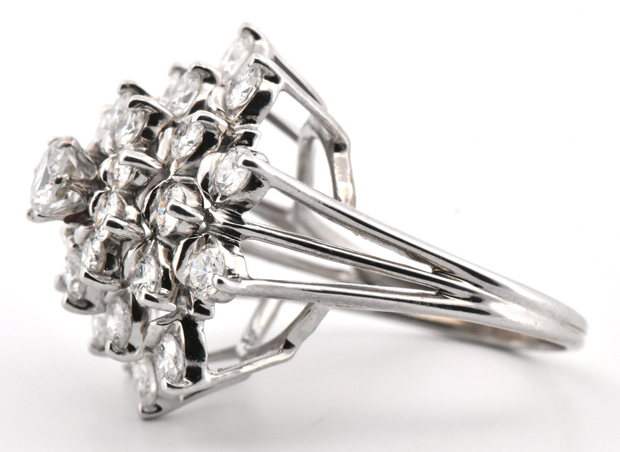 14K White Gold Diamond Ring