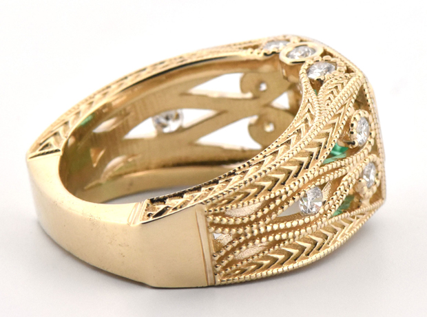 14K Yellow Gold Emerald Ring