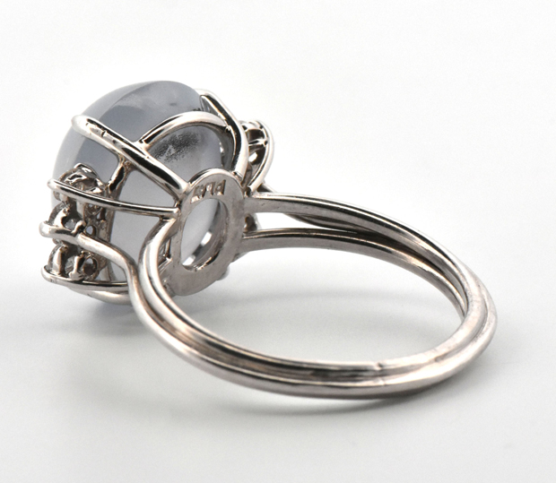 Platinum Ring with a Star Sapphire, GIA #2245013137