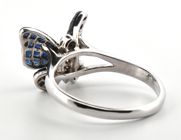 18K White Gold Butterfly Ring
