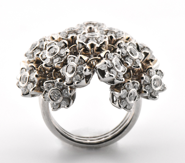 18K White Gold Diamond Ring