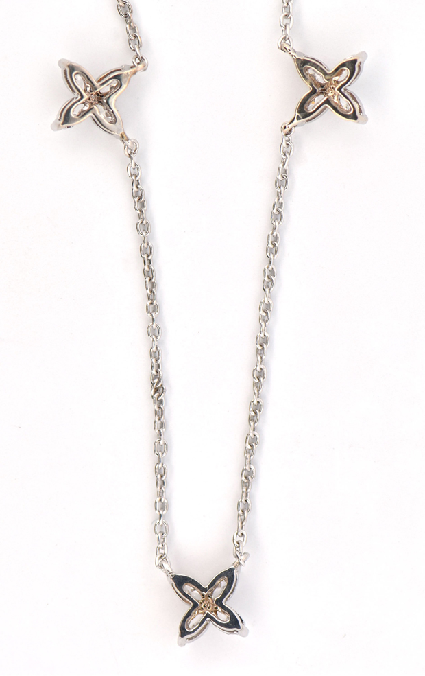 18K White Gold Diamond Necklace