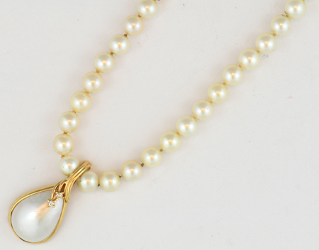 Pearl Necklace and Bracelet