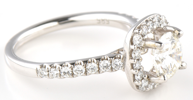 14K White Gold Ladies Diamond Engagement Ring with 1.05 Carat Round Diamond, VS2 Clarity, G Color GIA # 2151728272, 2.6 dwt, Ring Size 6