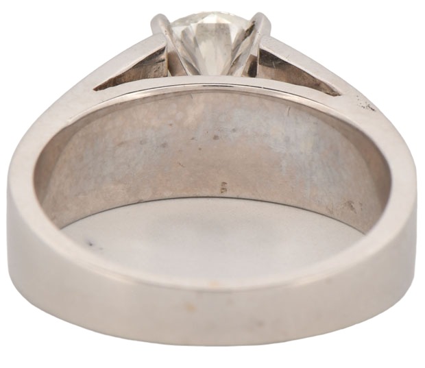 14K White Gold Ladies Diamond Solitaire Engagement Ring with a 1.04 Carat Round Cut Diamond, VS2 Clarity, G Color,  GIA # 2161289315, 4.1 dwt, Ring Size 6