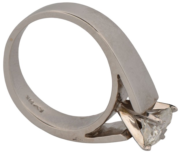 14K White Gold Ladies Diamond Solitaire Engagement Ring with a 1.04 Carat Round Cut Diamond, VS2 Clarity, G Color,  GIA # 2161289315, 4.1 dwt, Ring Size 6