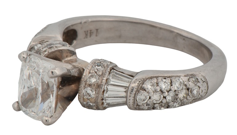 14K White Gold Diamond Engagement Ring, 1.01 Carat Cushion Cut, SI2, D, GIA #2151087315, 3.3 dwt, Ring Size 5