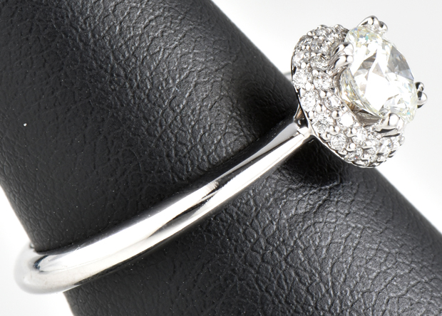 14K White Gold Diamond Ring with a .75 Carat Brilliant Cut Round Diamond, VVS2 Clarity, F Color and .35 Carat Total Weight in Side Diamonds, 2.3 dwt, Ring Size 6